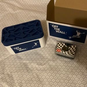 Vans Novelty Ice Tray with Bucket & Disposable Camera